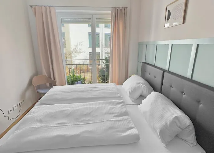 Flatista Homes - Nymphenburg Munich