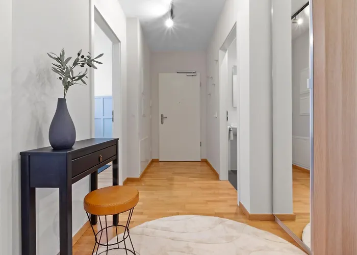Flatista Homes - Nymphenburg Апартаменты Мюнхен