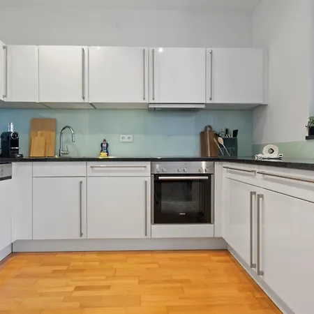 Flatista Homes - Nymphenburg Apartment *